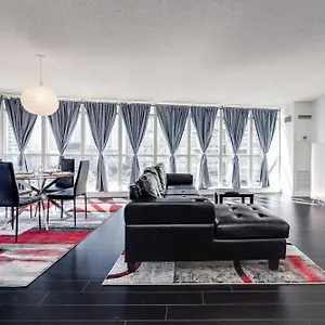Apartment 3bdrm View In, Toronto