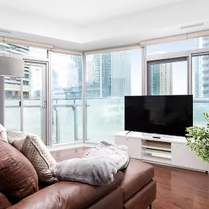 Apartment Downtown 2 Bedrooms With Parking Near Rogers Center, Toronto