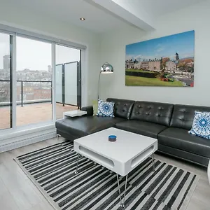  Appartement Penthouse On Charest - With Parking And Gym Canada